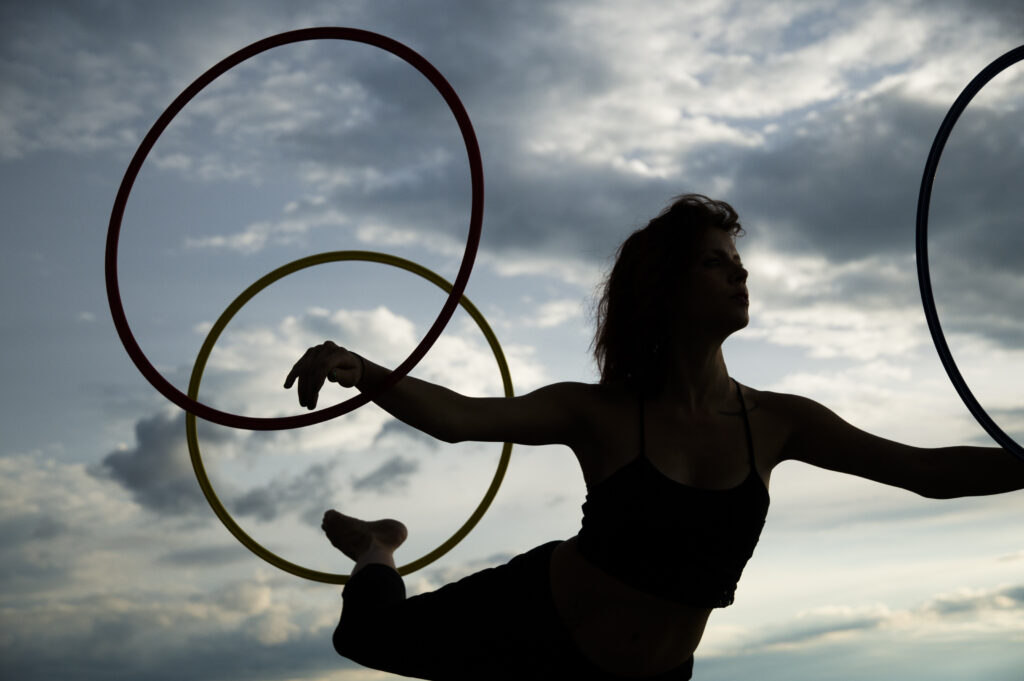 Hoop Dance Miigaa, Photo by Nylia