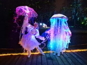 Quallenwesen - Leuchtende Walking Acts von Miigaa